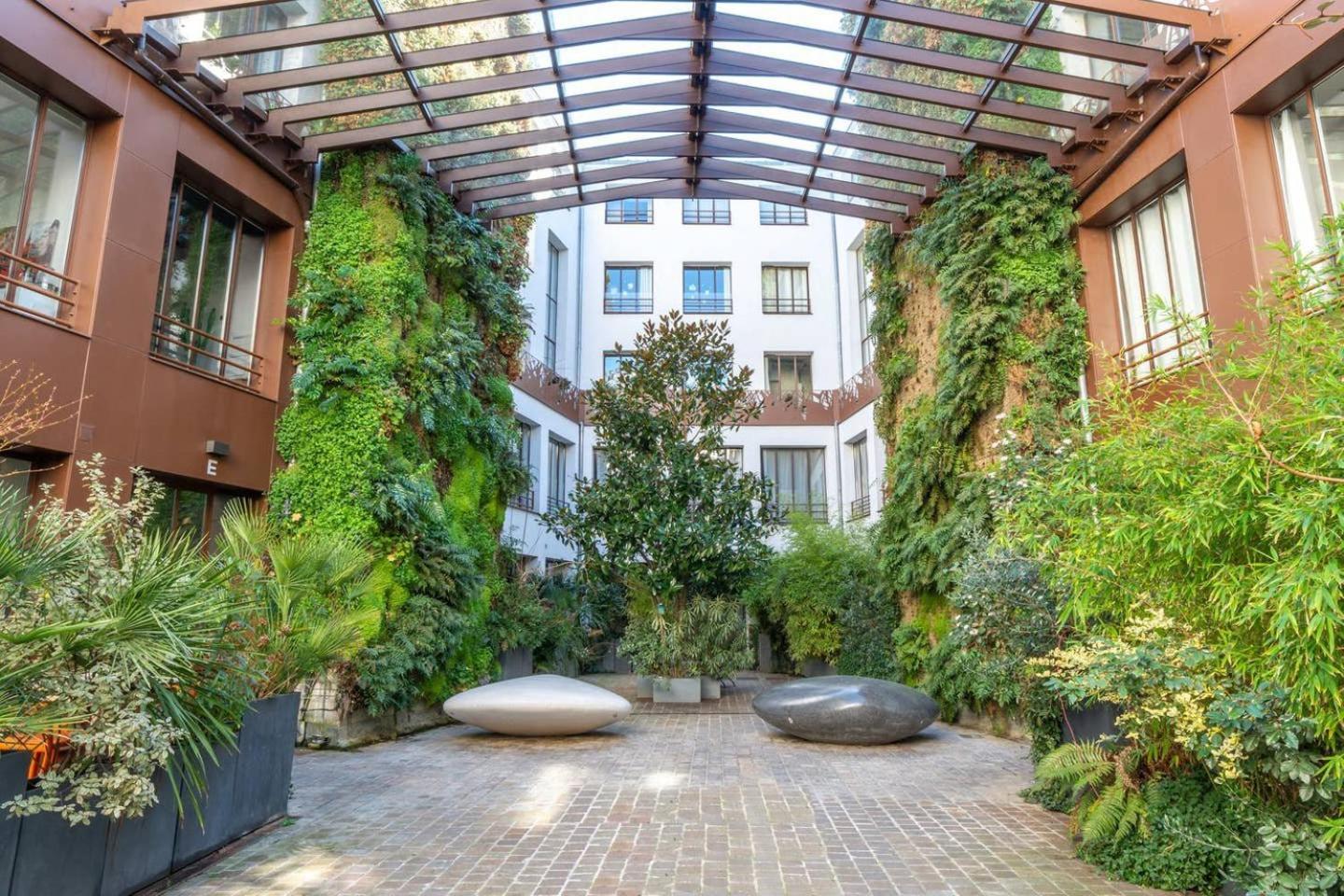 Guestready - Artist Loft With A Vertical Garden 巴黎 外观 照片